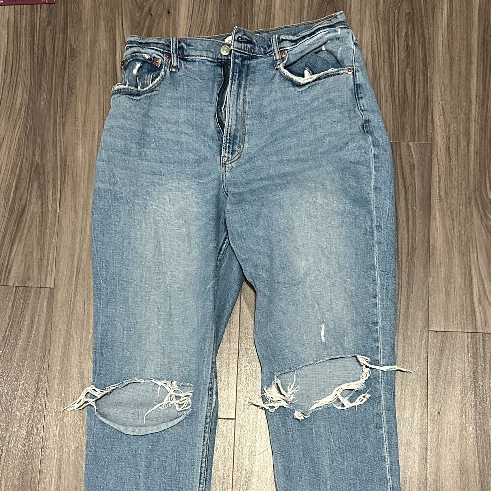 Abercrombie and Fitch Curve Love Ultra High Rise Ankle Straight Jean